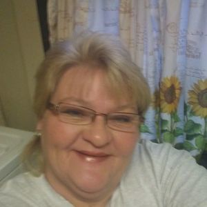 Meet your Posher, Annette